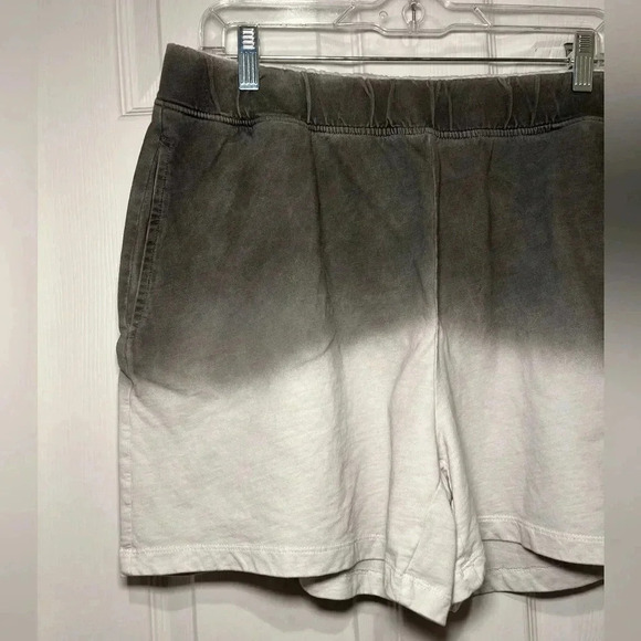 Vero Moda Size XL Betty Black Ombre Sweat Shorts - Picture 4 of 7